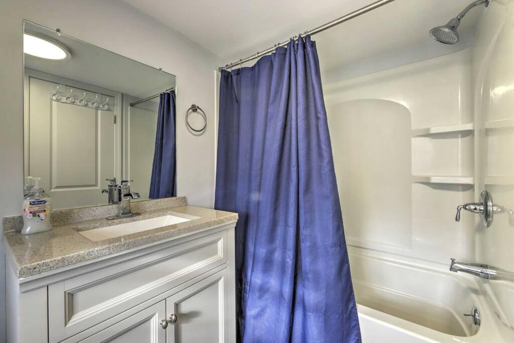New! Updated Mystic Home W/ Sauna, Hot Tub & Deck Exterior photo