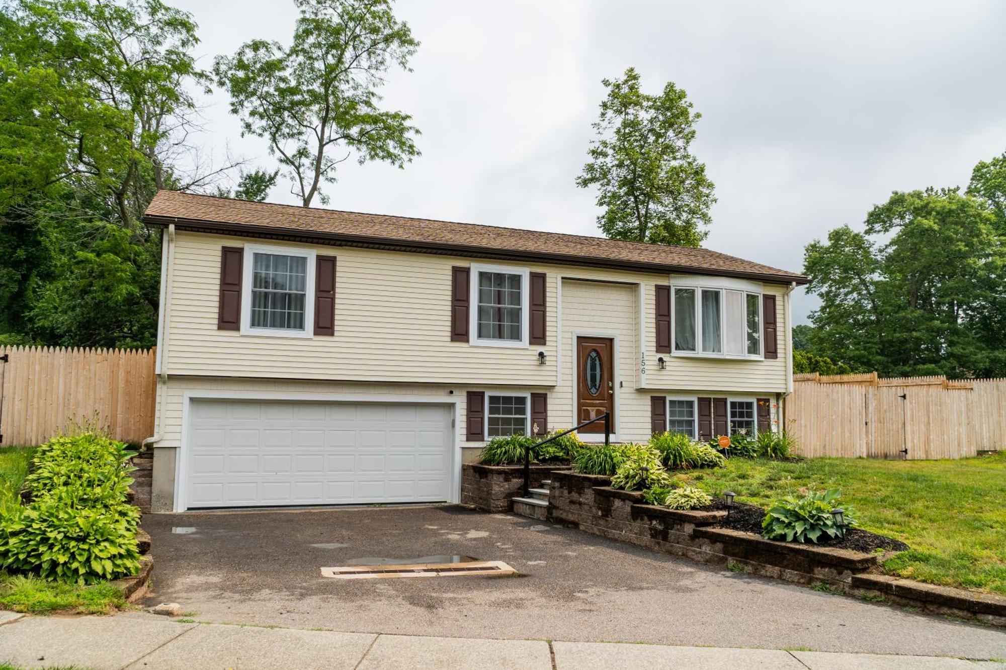New! Updated Mystic Home W/ Sauna, Hot Tub & Deck Exterior photo